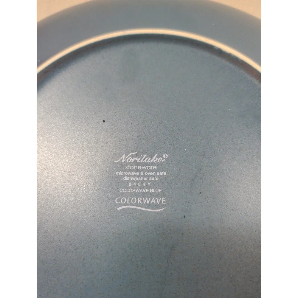 Noritake Colorwave Blue Stoneware Plates Set of 2‎ Dinner Salad Coupe 8484Y